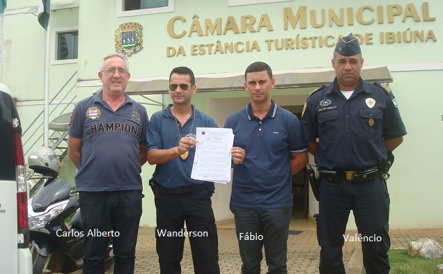 homenagem polícias