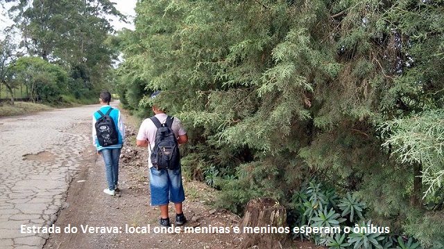 à espera do onibjus