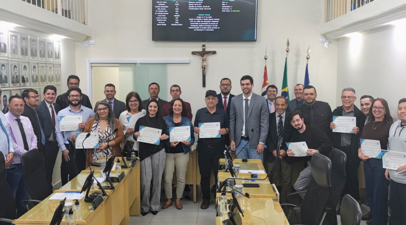 IBIÚNA – CÂMARA HOMENAGEIA CONSELHO MUNICIPAL DE SAÚDE COM “MOÇÃO DE APLAUSO”